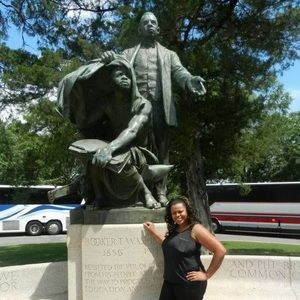 Meet your Posher, Dana